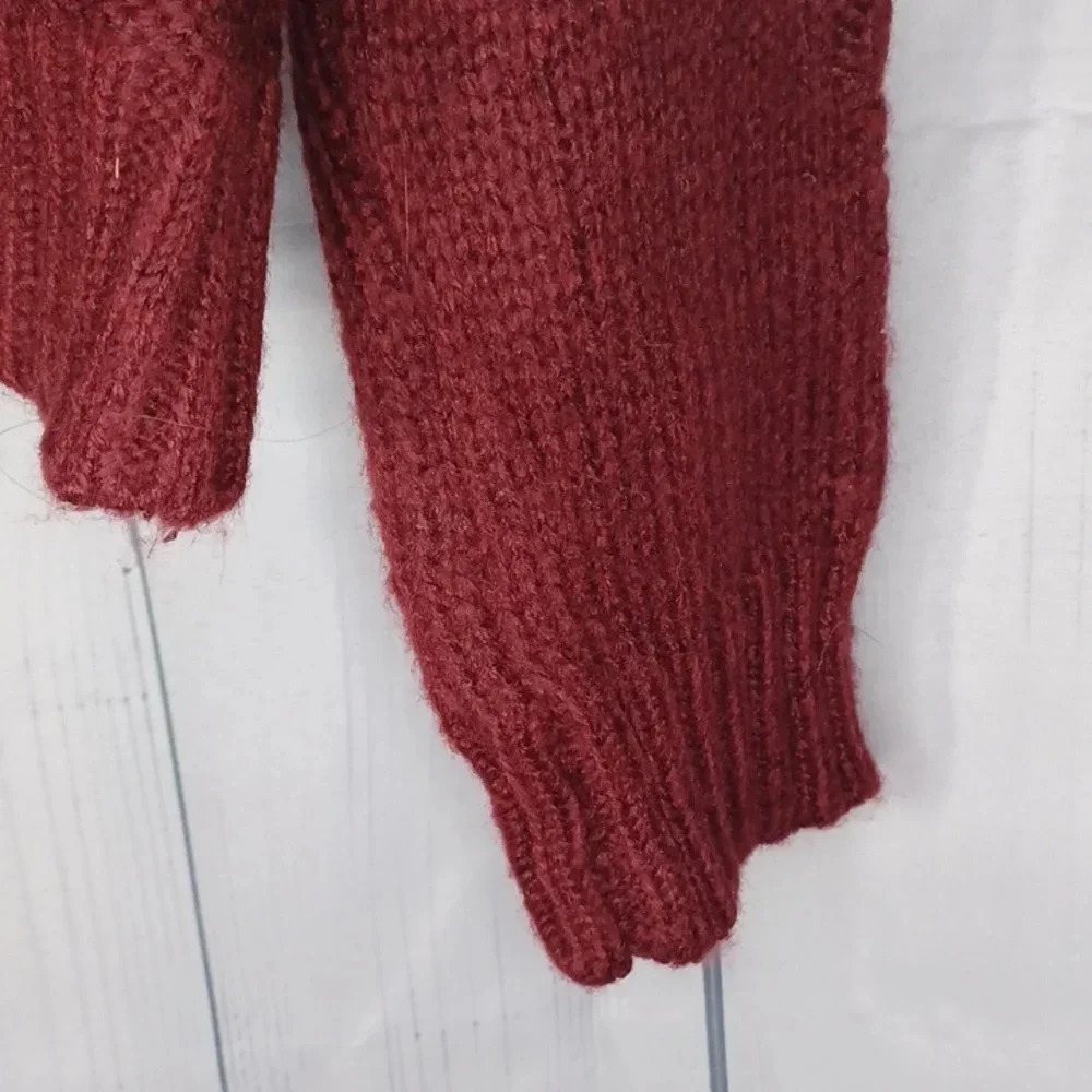 True Craft Siren Red Core Sweater NWT - Picture 9 of 9